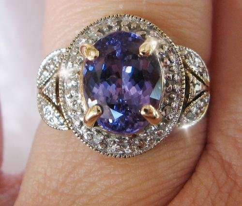 ***R48 690***CERTIFIED TANZANITE***2.60 Ct IGI Certified Tanzanite and diamond ring