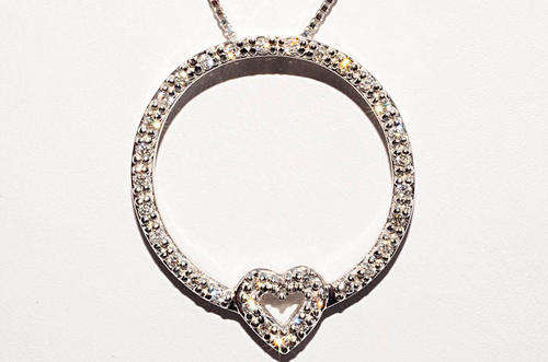 .25CT NATURAL DIAMOND SOLID WHITE GOLD CIRCULAR DESIGN HEART CLUSTER NECKLACE!!