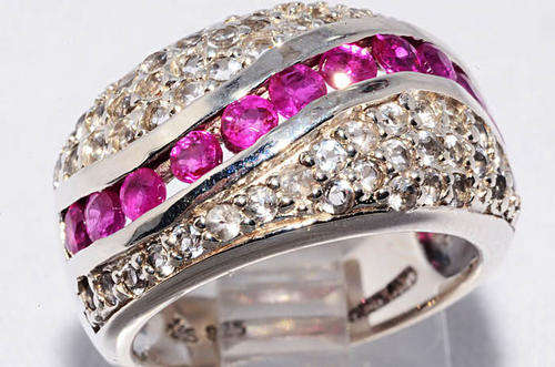 2.59CT NATURAL RUBY & WHITE SAPPHIRE RING GORGEOUS