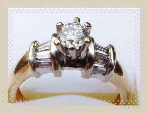 14K Y/ GOLD 1.10ct DIAMOND ENGAGEMENT RING