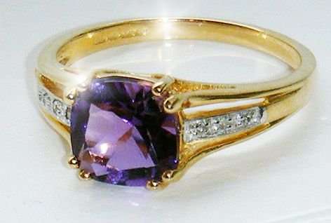 SUPERB 9CT YELLOW GOLD AMETHYST & DIAMOND RING SIZE P