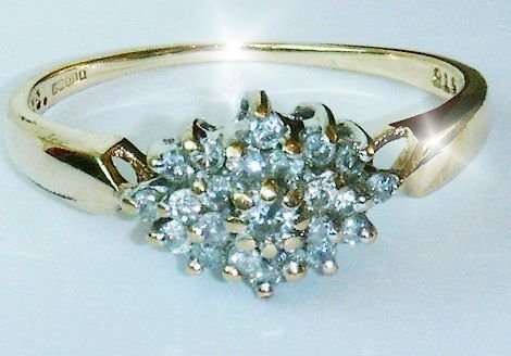 UK HALLMARKED 9CT YELLOW GOLD .33 CARAT DIAMOND CLUSTER RING SIZE O