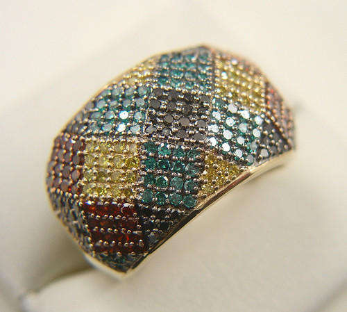 BEAUTIFUL 1.50CT BLUE YELLOW RED AND BLACK DIAMOND DRESS RING 9CT WHITE GOLD