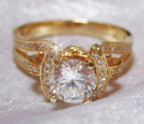 SOLID 10K YELLOW GOLD REAL DIAMONDS AND CZ RING SIZE 6.5