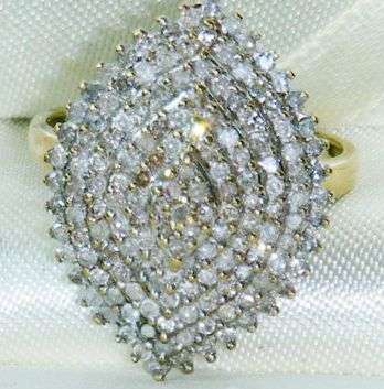 9CT YELLOW GOLD 1.50CT DIAMOND LARGE CLUSTER RING SIZE P
