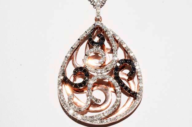 ***IN STOCK!!!***$1,500 .70CT BLACK & WHITE DIAMOND SWIRL CLUSTER NECKLACE WOW MUST BUY!!