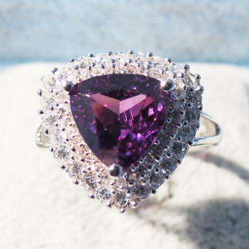 ***REAL STONES*** SOLID STERLING SILVER AND AMETHYST RING SIZE 8
