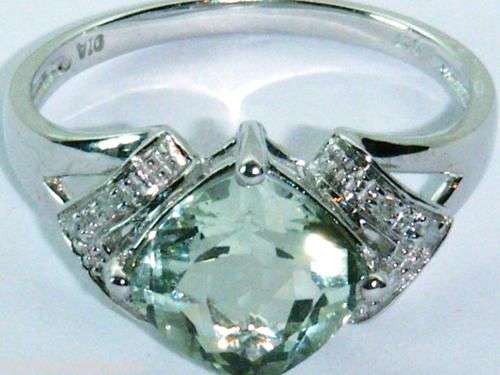 9CT WHITE GOLD GREEN AMETHYST & DIAMOND RING SIZE N