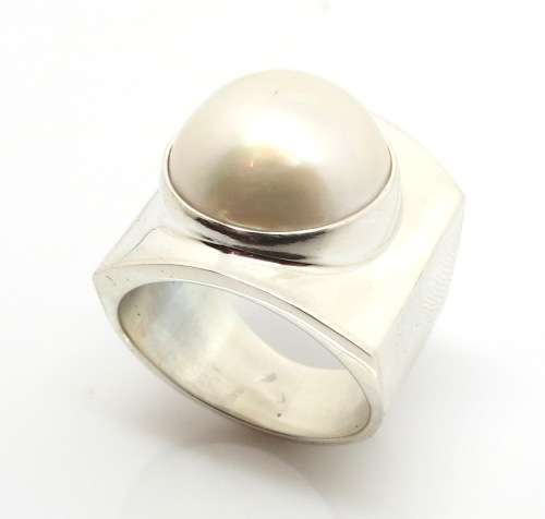 ***IN STOCK!!*** GORGEOUS REAL WHITE MABE SOLID STERLING SILVER STAMPED 925 RING 7