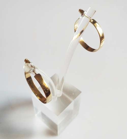 ***IN STOCK!!*** 9CT SOLID GOLD, 3.7 GRAM, 4MM WIDE HOOP EARRINGS