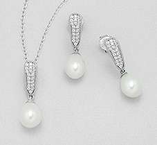"IN STOCK!!"  Solid 925 Sterling Silver earring and pendant set with real pearls