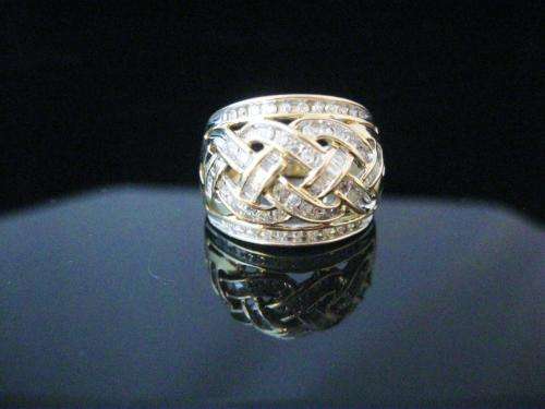 **IN STOCK!!** REAL STONES!!** 10K YELLOW GOLD 1.0 CT. BAGUETTE & ROUND DIAMOND WIDE BAND CHANNEL
