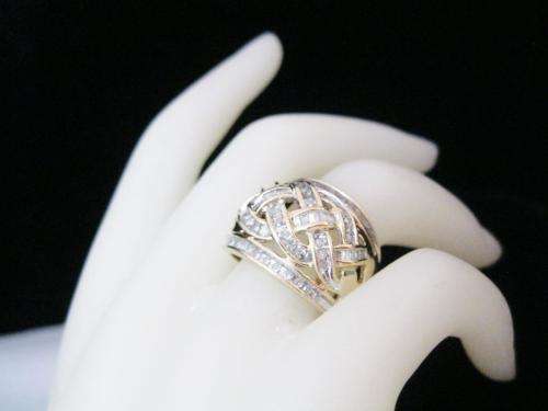 **IN STOCK!!** REAL STONES!!** 10K YELLOW GOLD 1.0 CT. BAGUETTE & ROUND DIAMOND WIDE BAND CHANNEL