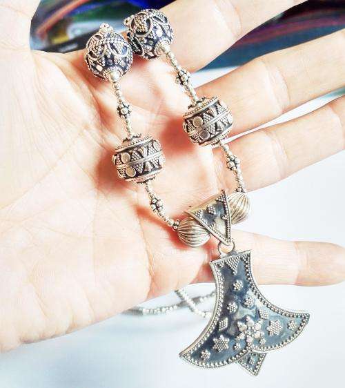 ***IN STOCK***HEAVY!!! 62.3 GRAM SOLID 925 STERLING SILVER NECKLACE HANDMADE IN MUSCAT, OMAN.