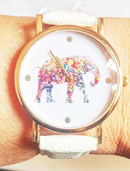 ***IN STOCK*** BEAUTIFUL AND BIG WOMANS WATCH