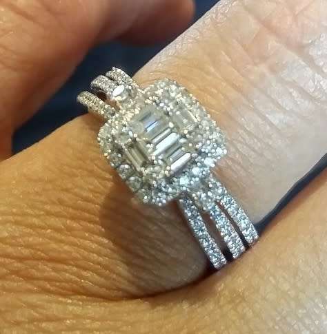 ***IN STOCK***CERTIFIED VALUE R49 300!!!*** 1.26CT DIAMOND BRIDAL ENGAGEMENT WEDDING RING BAGUETTE