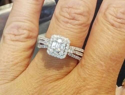 ***IN STOCK***CERTIFIED VALUE R49 300!!!*** 1.26CT DIAMOND BRIDAL ENGAGEMENT WEDDING RING BAGUETTE