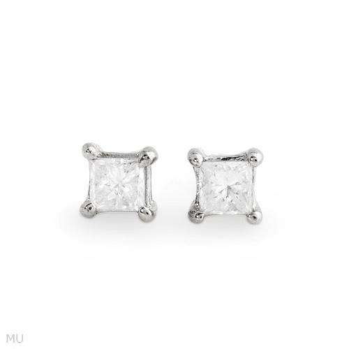 New Stud Earrings With Genuine Clean Diamonds Made in White Gold