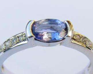 ***R15 000*** SUPERB 9CT WHT GOLD TANZANITE & DIAMOND ETERNITY RING L