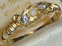 9CT SOLID GOLD TANZANITE & OPAL TRILOGY RING SIZE
