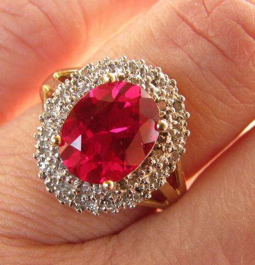 ***R14 599*** SUPERB 9CT GOLD DIAMOND & RUBY RING SIZE O