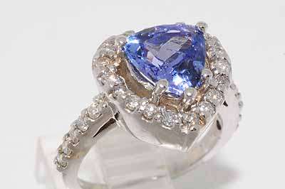 ***R36 700*** 2.70CT HEART CUT TANZANITE & DIAMOND RING AMAZING