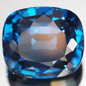 30.05ct. GORGEOUS AAA LONDON BLUE TOPAZ GEMSTONE
