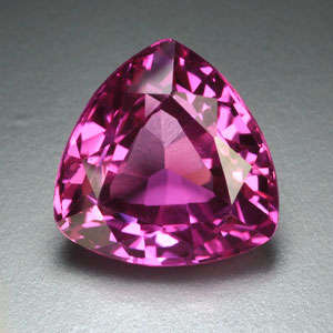 17.40ct.EXCELLENT TOP PINK SPINEL TRILLION GEMSTONE