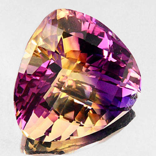 26.23ct ASTOUNDING!! TRILLIANT BI-COLOR CITRINE GEM