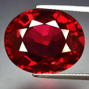 30.55ct.AWESOME BLOOD RED RUBY OVAL GEM