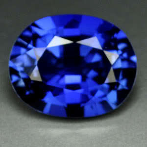 8.90ct.AWESOME CORNFLOWER BLUE SAPPHIRE OVAL GEMSTONE