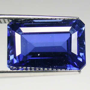 9.05ct. CORNFLOWER BLUE SAPPHIRE OCTAGON GEM