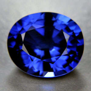 3.85ct CORNFLOWER BLUE SAPPHIRE OVAL GEMSTONE