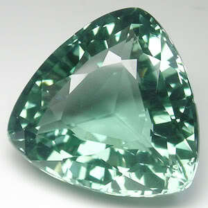 21.85ct EXCELLENT GREEN AMETHYST TRILLION GEM