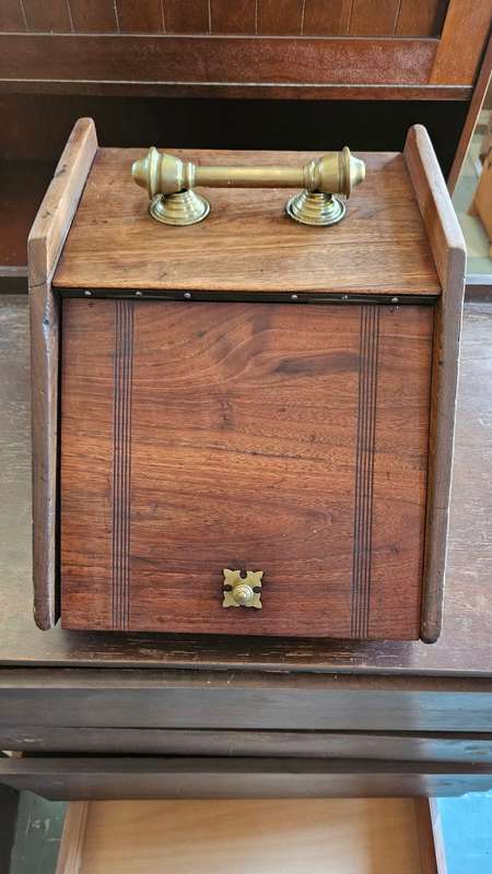 Wooden Edwardian coal scuttle