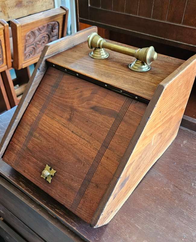 Wooden Edwardian coal scuttle
