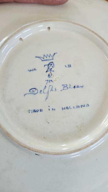 Beautiful early Vintage Delft blaauw side plate