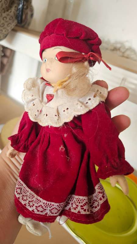 Beautiful small Vintage Porcelain doll