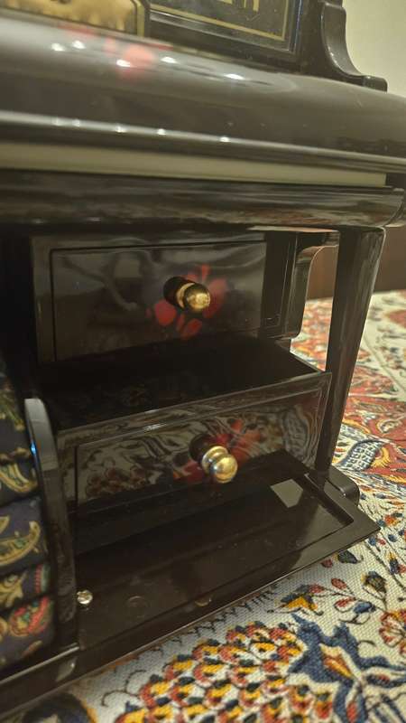 Vintage Piano Music/Jewelry Box Keepsake Black Laquer Storage