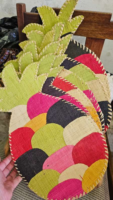 Funky pineapple woven placemats x 6