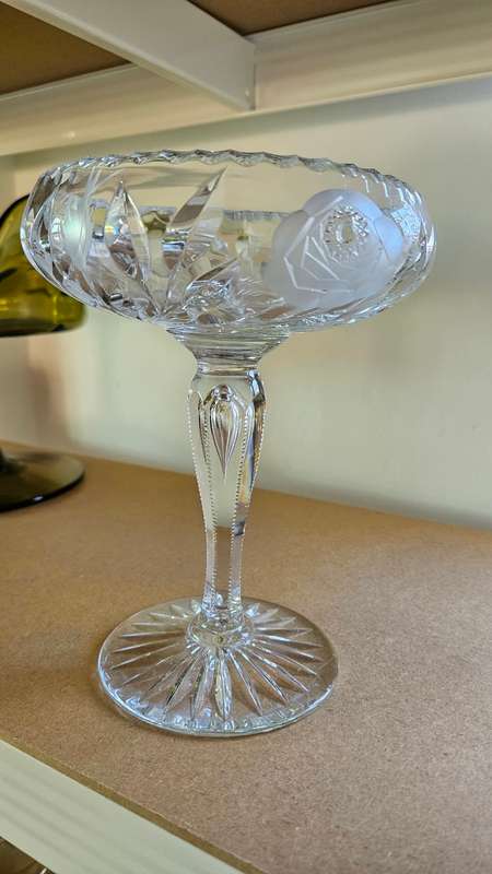 Exquisite long stem rose cut crystal glass candy bowl