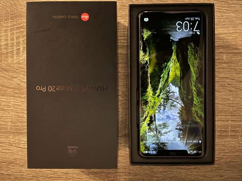 Huawei Mate 20 Pro 128GB Single Sim - Black