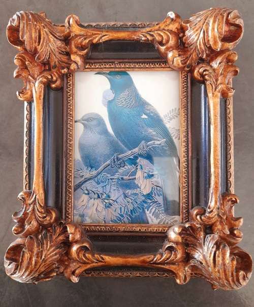 beautiful gilded picture frame