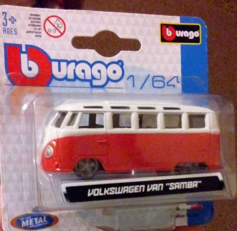Burago Volkswagen Kombi SAMBA Red