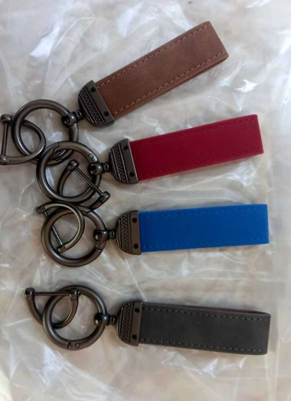2 x High Quality PU leather Key Rings Get on for Free - Normal price R100 each