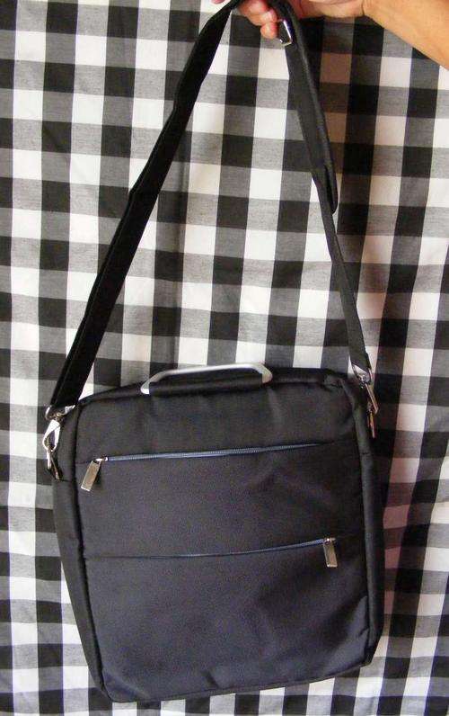 iPad 1 , iPad 2 or iPad 3 , Galaxy tab 1 Tab 2, Portable case carry bag,Shoulder bag, Nylon fabric