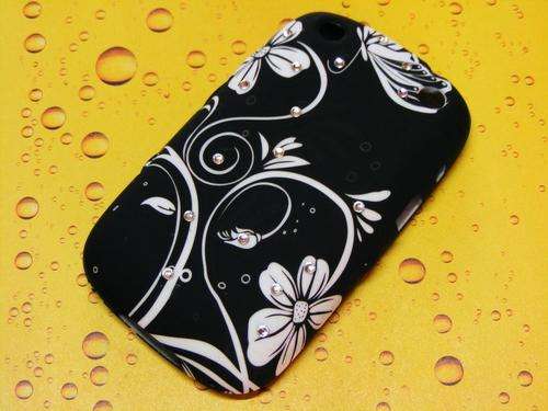 Black & White Flower Soft TPU Silicon Back Case Cover for Blackberry 9320 / 9220