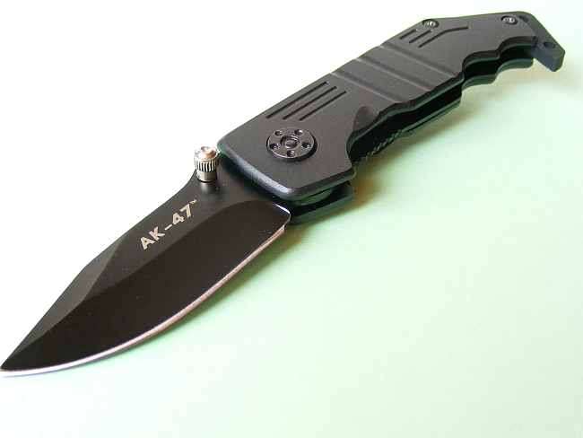 HANDY HIGH PERFORMANCE POCKET  KNIFE - COLD STEEL AK47B