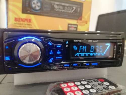 XTC  Single Din BUMRER 75Watt X 4 Multimedia Car Radio