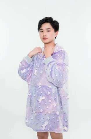 TV BLANKET HOODIE - GLOW IN THE DARK - PURPLE UNICORN